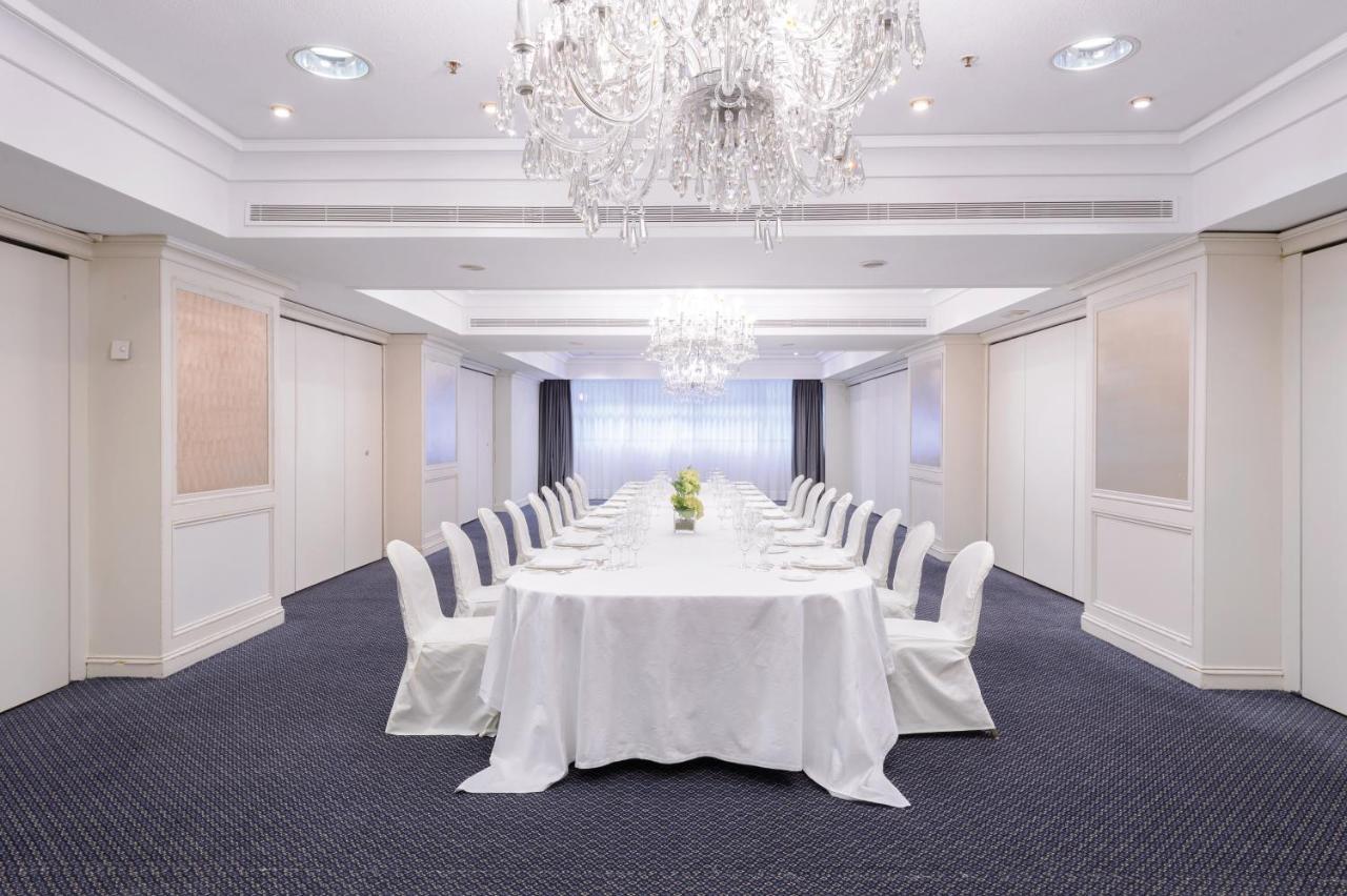 Hotel Miguel Angel Madrid Exteriör bild Meeting room